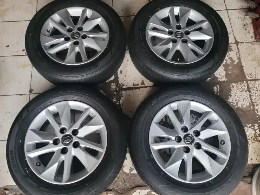 Velg innova reborn R16 original paket ban second 4pcs terima tt