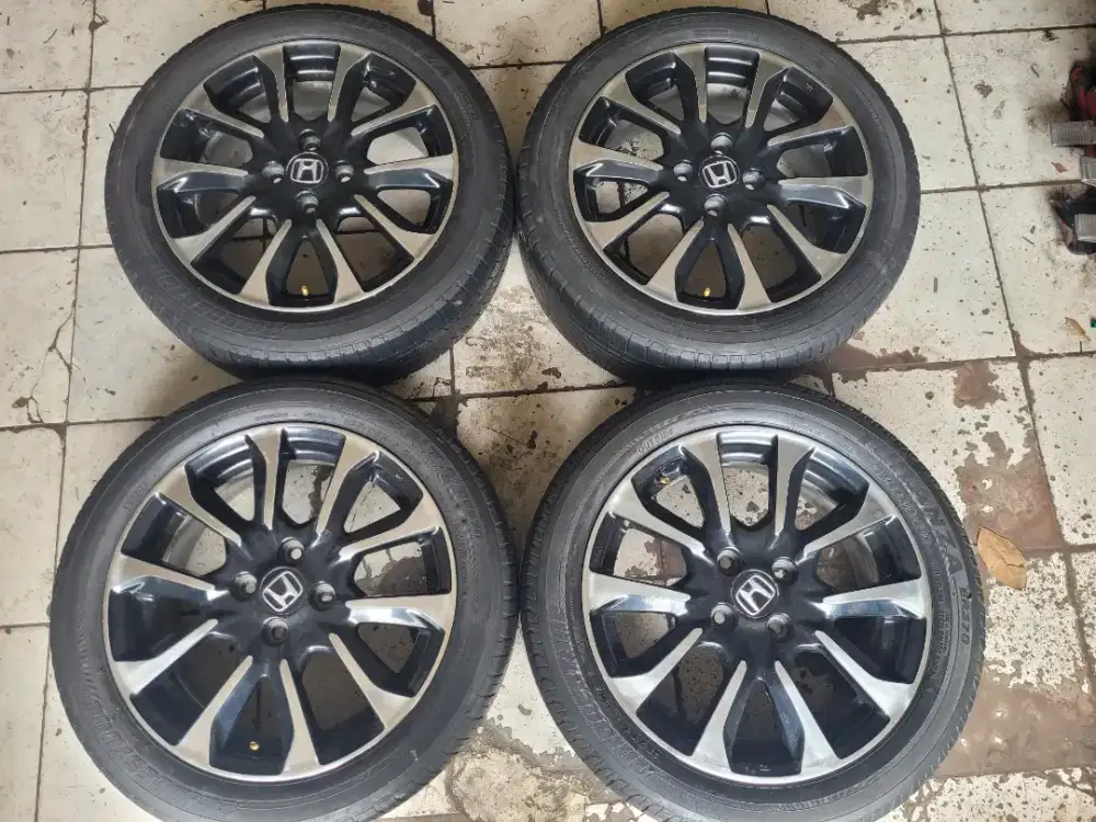 Velg jazz rs GK5 2016/17 ori paket ban bisa brio jazz mobilio freed