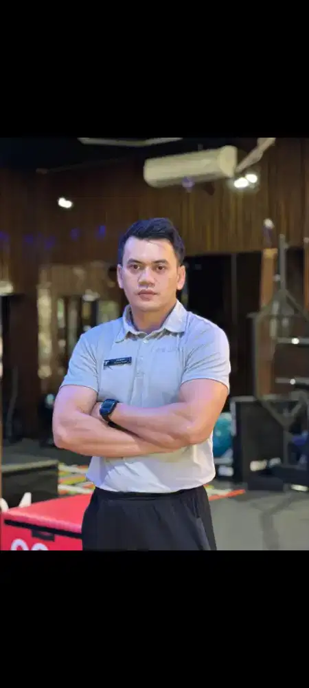 Personal trainer gym fitness