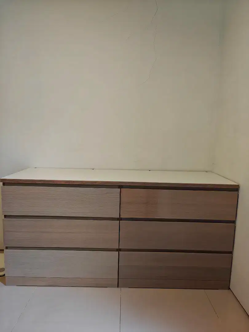 LEMARI LACI MALM IKEA