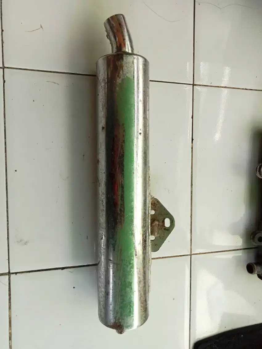 Bekas lepasan ninja R dan RR