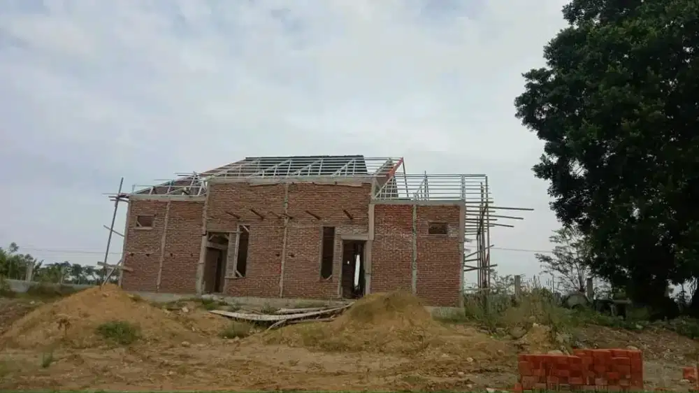 TUKANG PASANG BAJA RINGAN