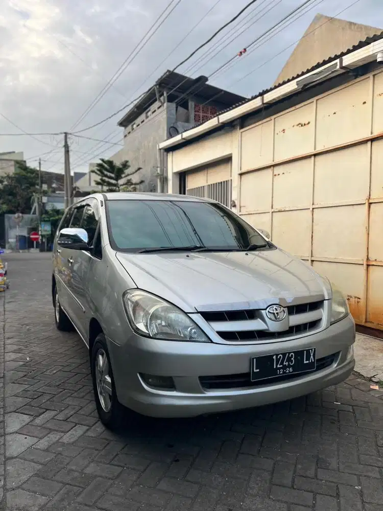 Kijang Inova G 2008