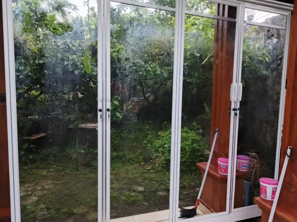 lemari gamis gantung kaca cermin 4 pintu