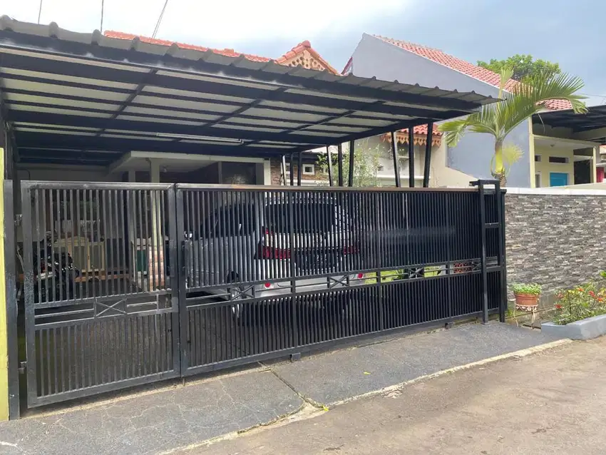 Dijual Cepat Rumah Cantik, Tanpa Banjir, Strategis, Aman Luas 332 m2