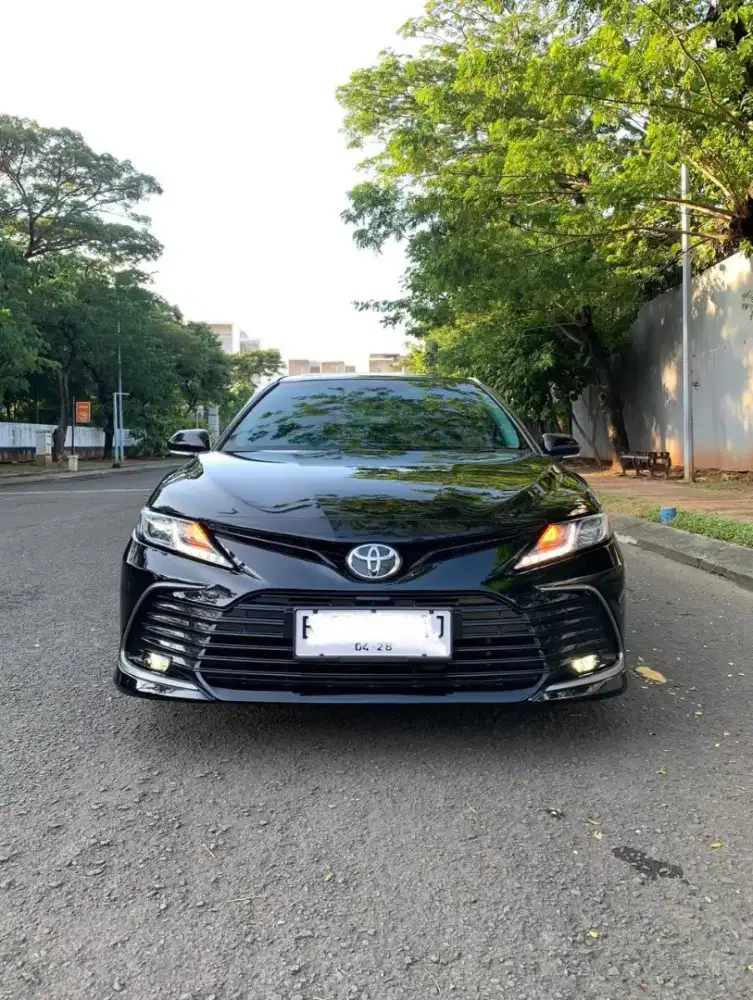 Camri V sedan 2023 low km 26rb!!