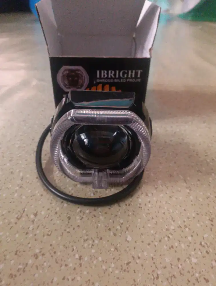 Projie biled ibright c943