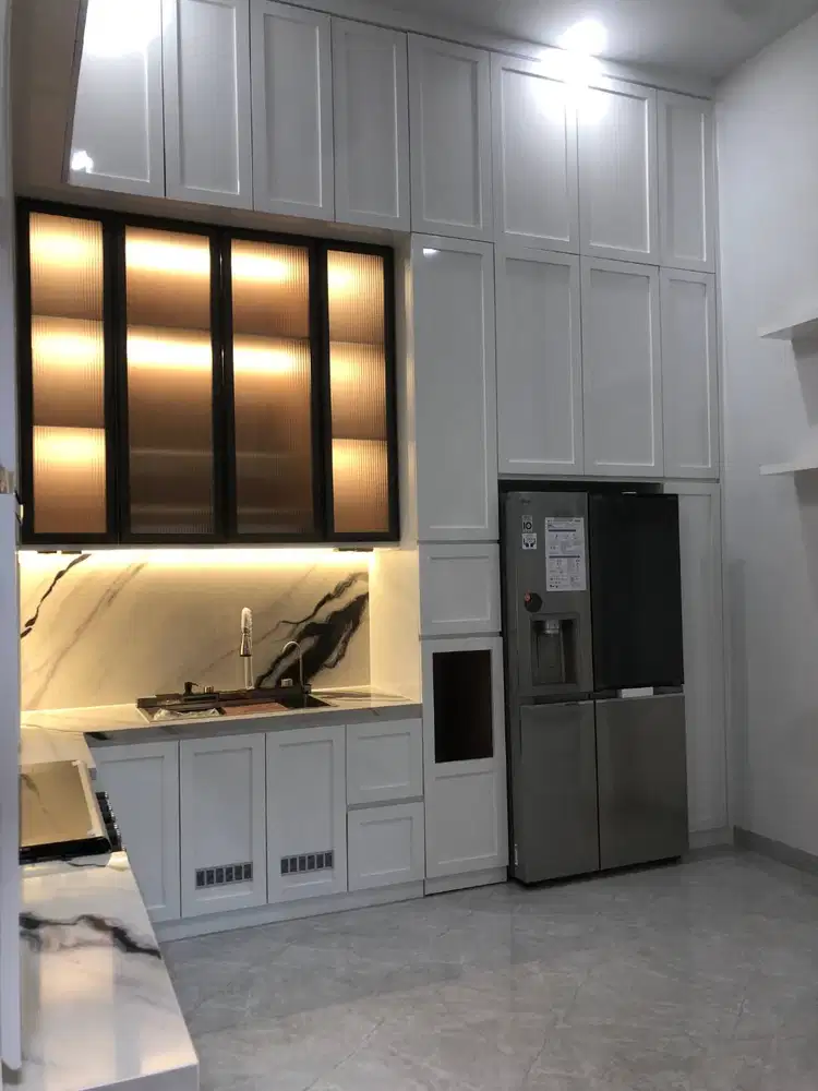 Meja Composite White Panda