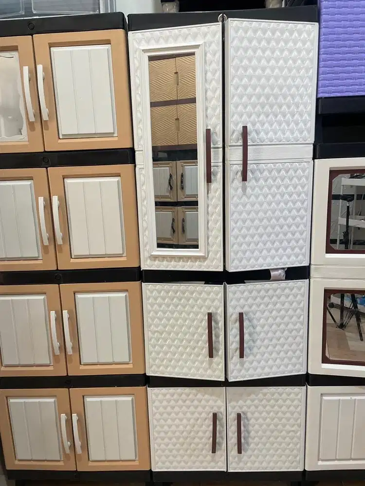 Lemari gantung susun 3