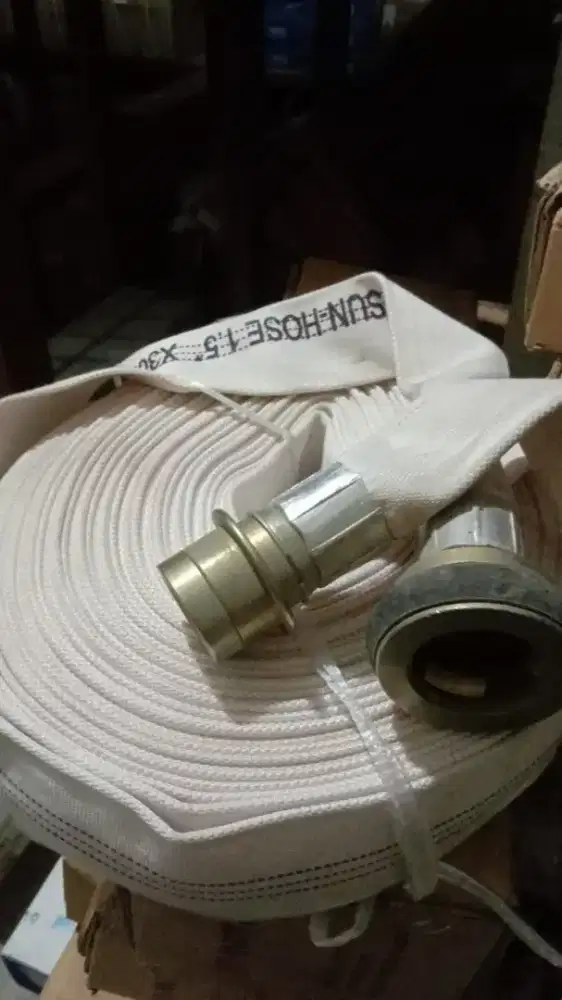 Selang alkon pemadam