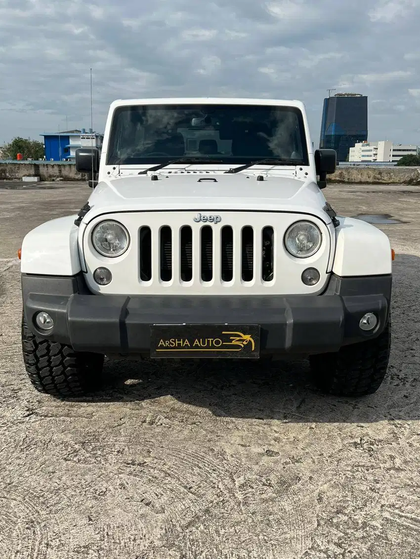 Jeep JK Wrangler Sahara 4Door 3.6 AT 2014