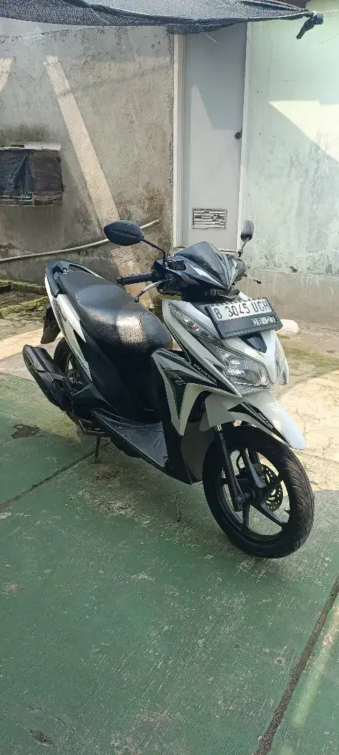 Di Jual Vario KZR 125cc 2014 Surat Lengkap