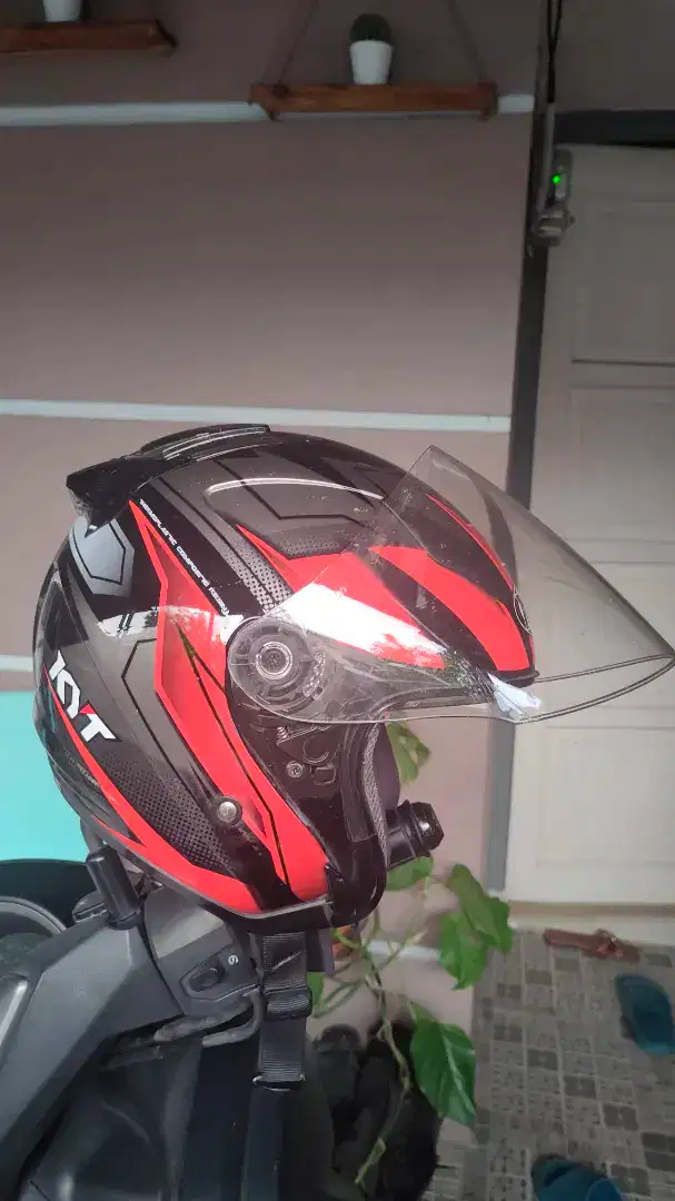 Helm KYT Double Visor