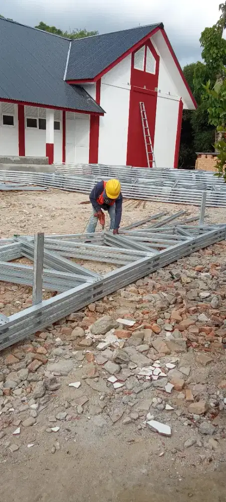 Jasa pemasangan rangka atap baja ringan & Kanopi minimalis