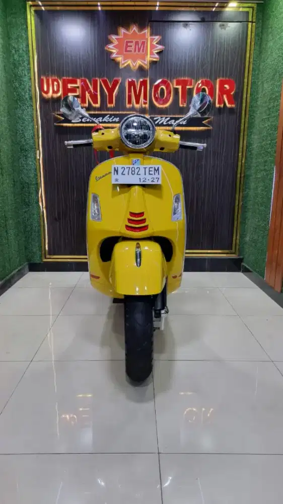 UD ENY MOTOR-Vespa GTS 150 S Yellow