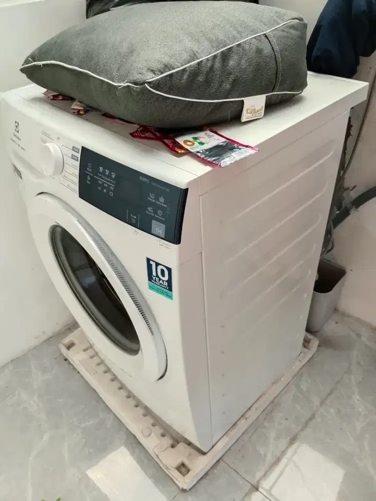Mesin cuci Electrolux 8 kg