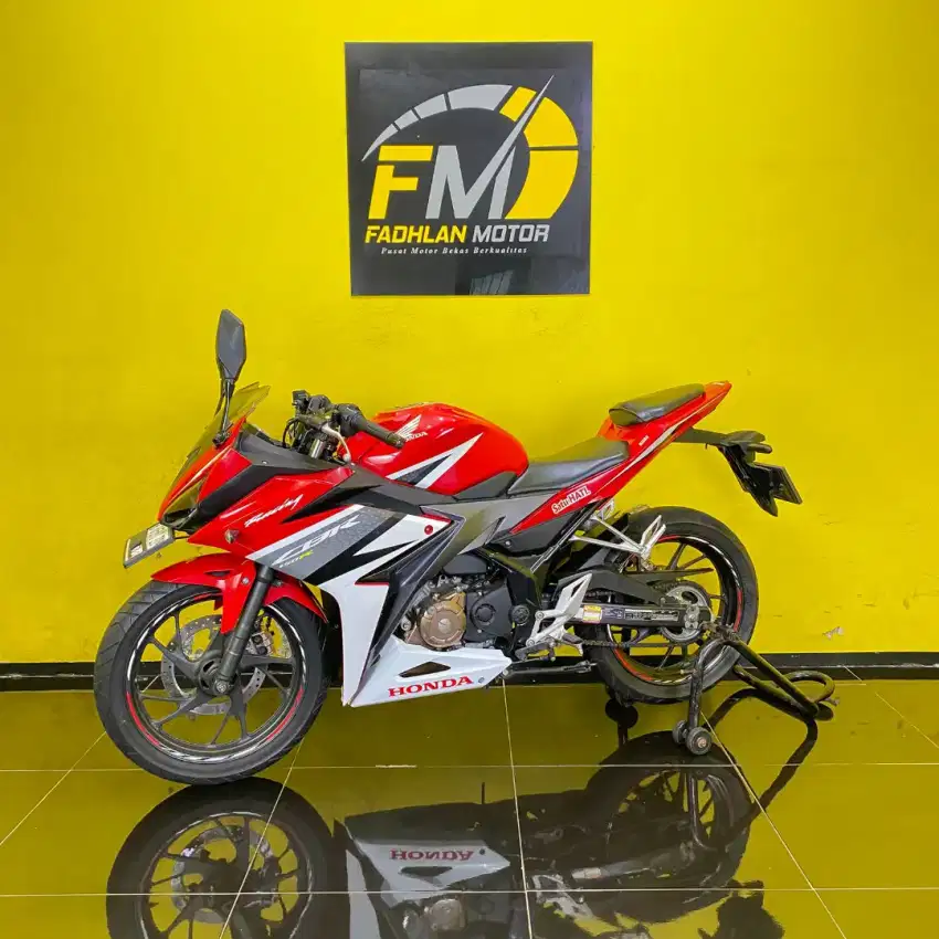 Honda CBR 150 2018 merah pajak on
