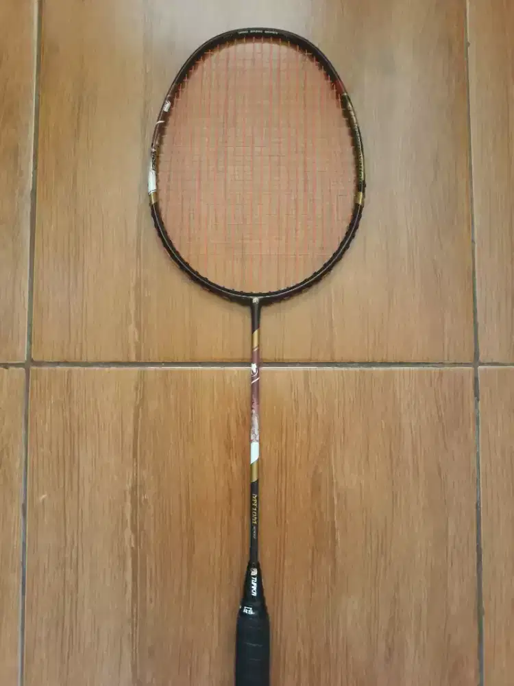 Raket Tufika MT10M Woven