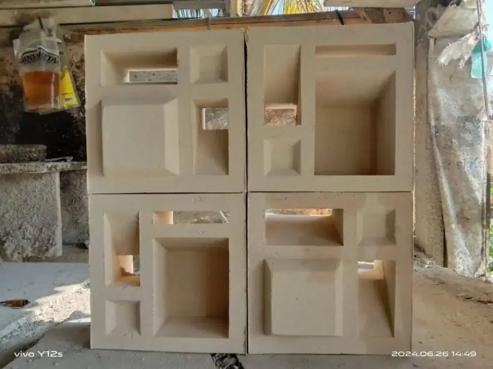 Loster beton minimalia