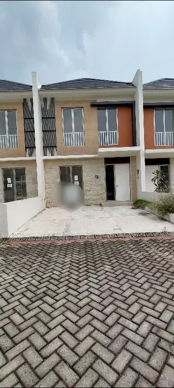 Dijual Rumah Greenland  New Gress 2 Lantai
