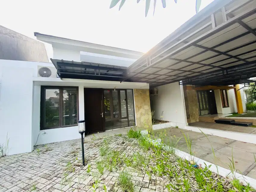 Rumah Bagus Hadap Taman di Lippo Cikarang