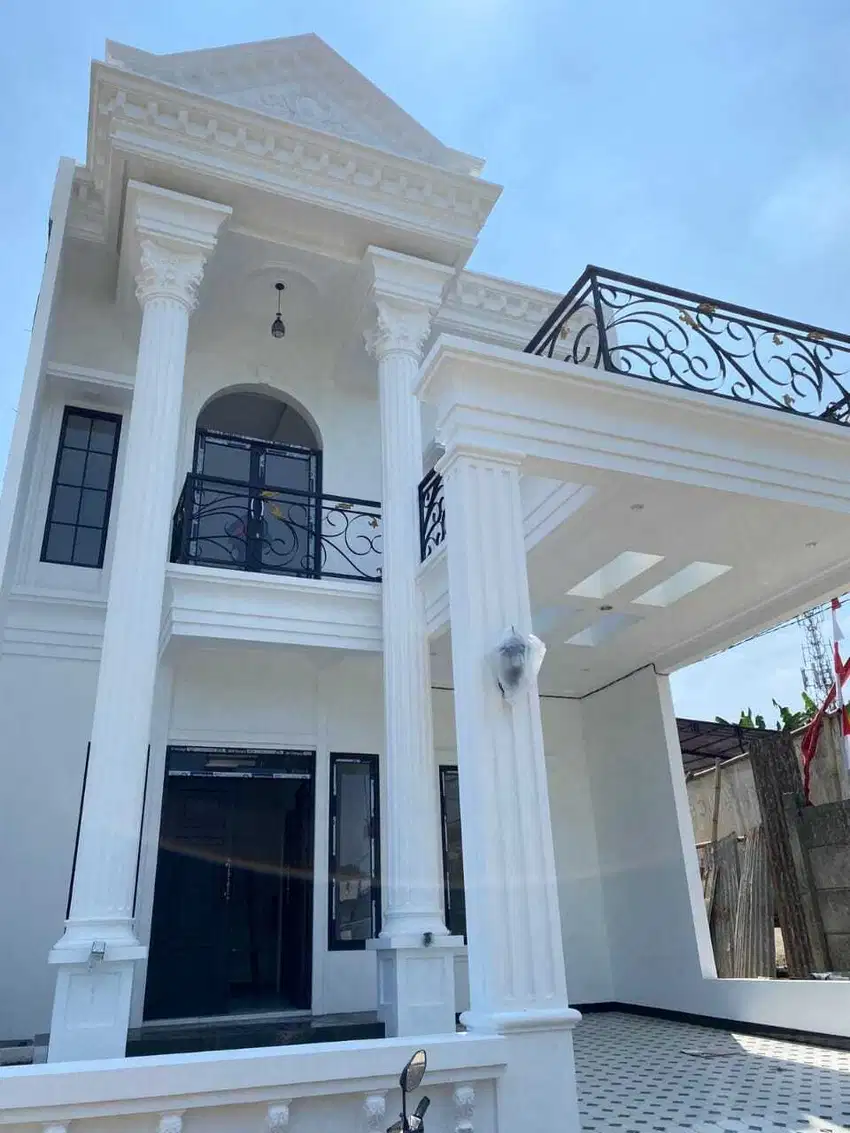 Rumah Mewah Harga Murah 1,3 M Lokasi Strategis