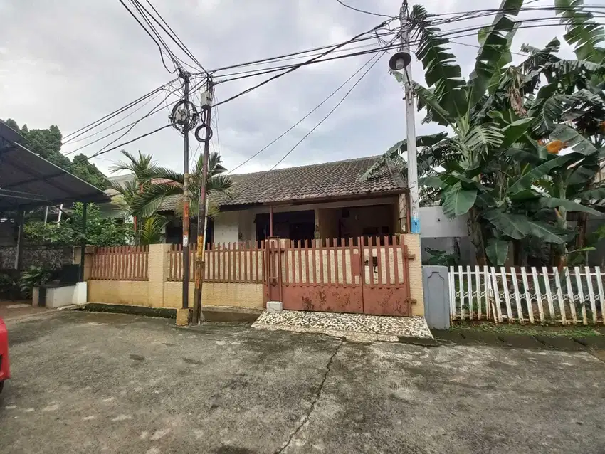Dijual Rumah Satu Lantai Lokasi Strategis di Cisalak Depok