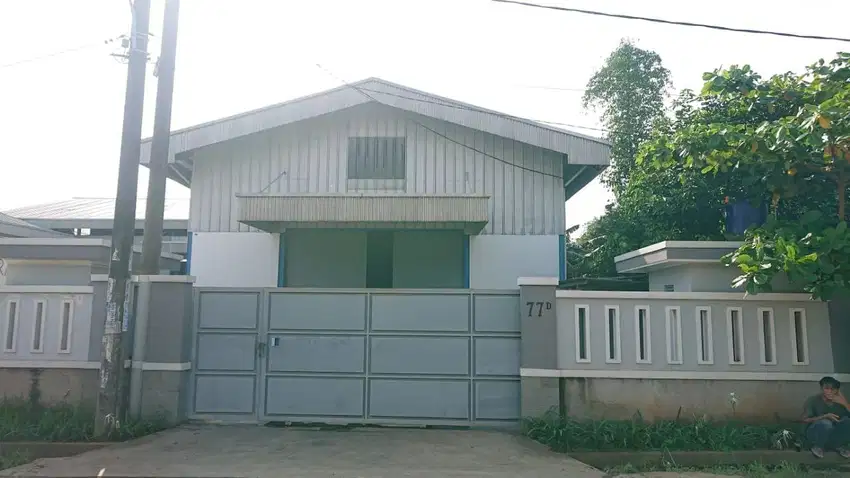 DISEWAKAN GUDANG BAGUS SIAP HUNI LUAS 300 M DI BANTAR GEBANG BEKASI