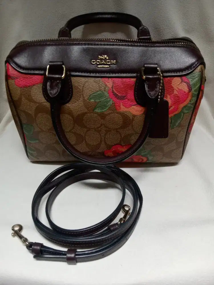 Coach bag limited edition size 25 original