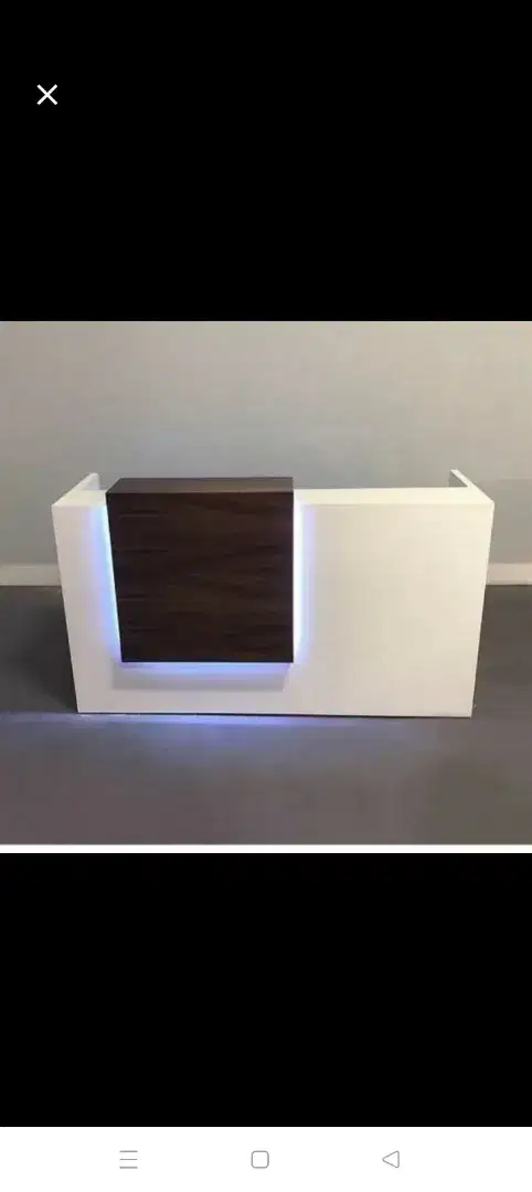Meja Tv ter Favorite minimalis plus lampu