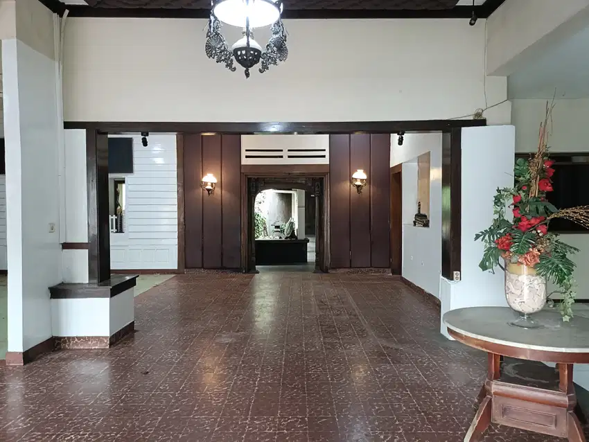 Disewakan Ruang Usaha Strategis Mainroad jln Pajajaran Bandung