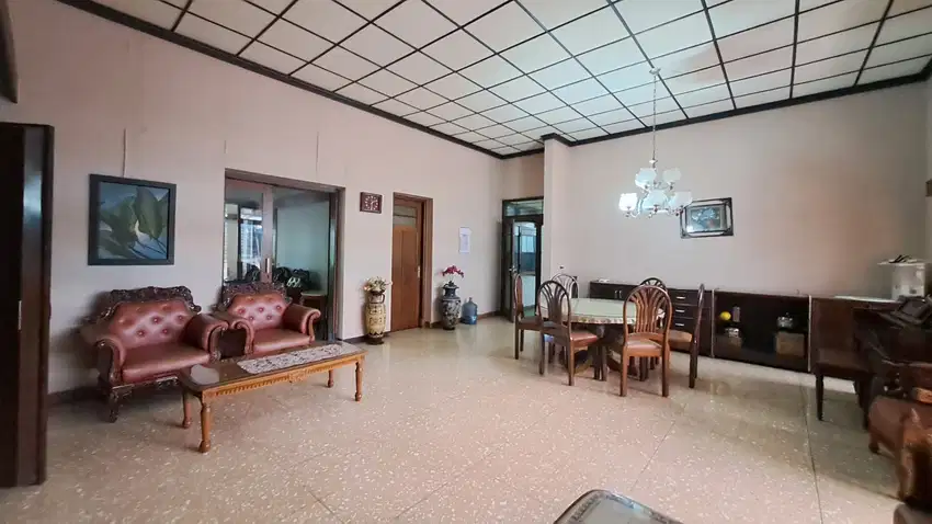 Dijual rumah sayap diponegoro cocok untuk rumah tinggal dan kantor