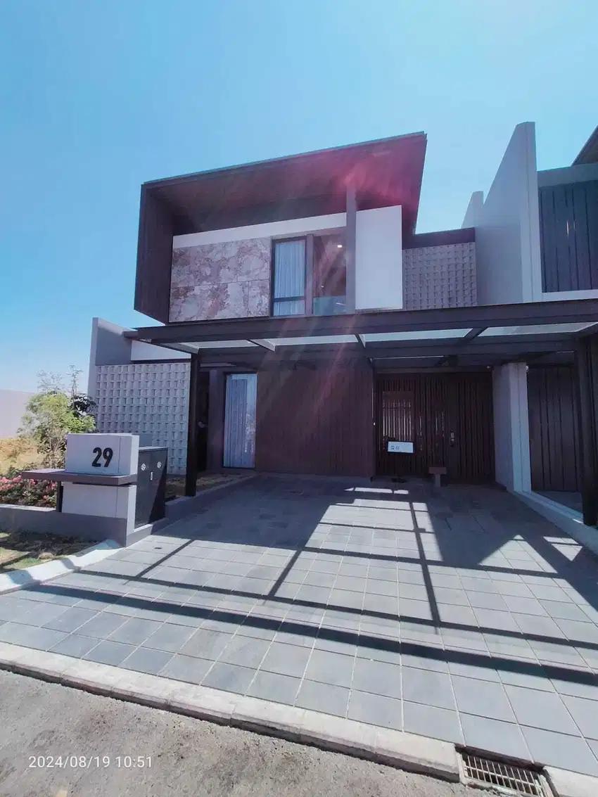 Jual Rumah Baru Exclusive Cluster Hillary Summarecon Bandung