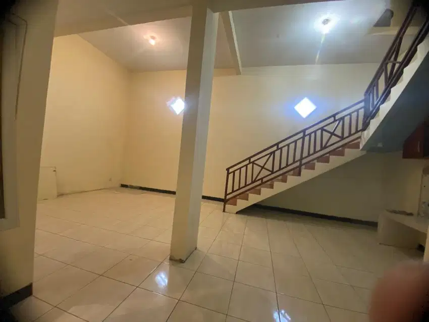 Rumah di Malang exit tol Singosari strategis dekat kota