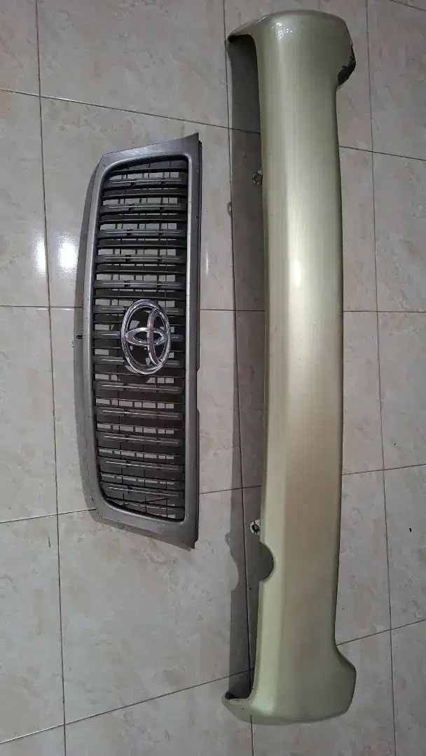 Bemper belakang  dan grill kijang kapsul