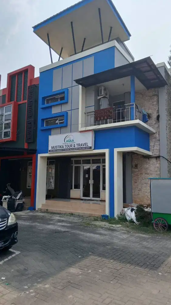 Ruko 3 lantai Siap Huni Strategis  Dijual + Perabot  Kota Bogor