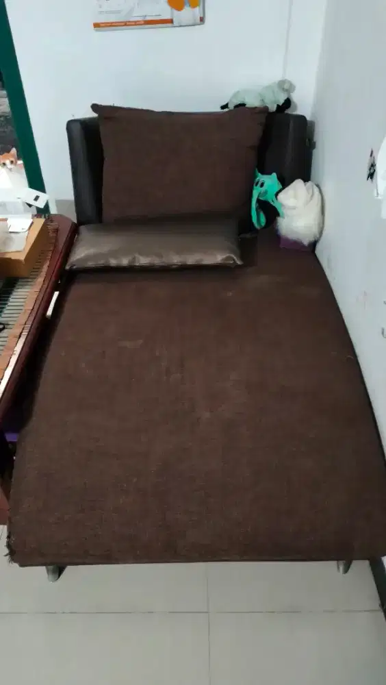 Sofa Selonjor Bekas