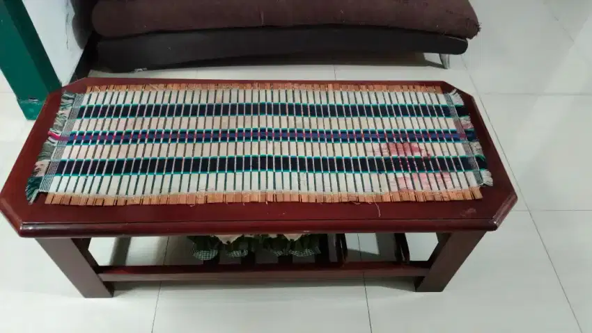 Meja Ruang Tamu Bekas
