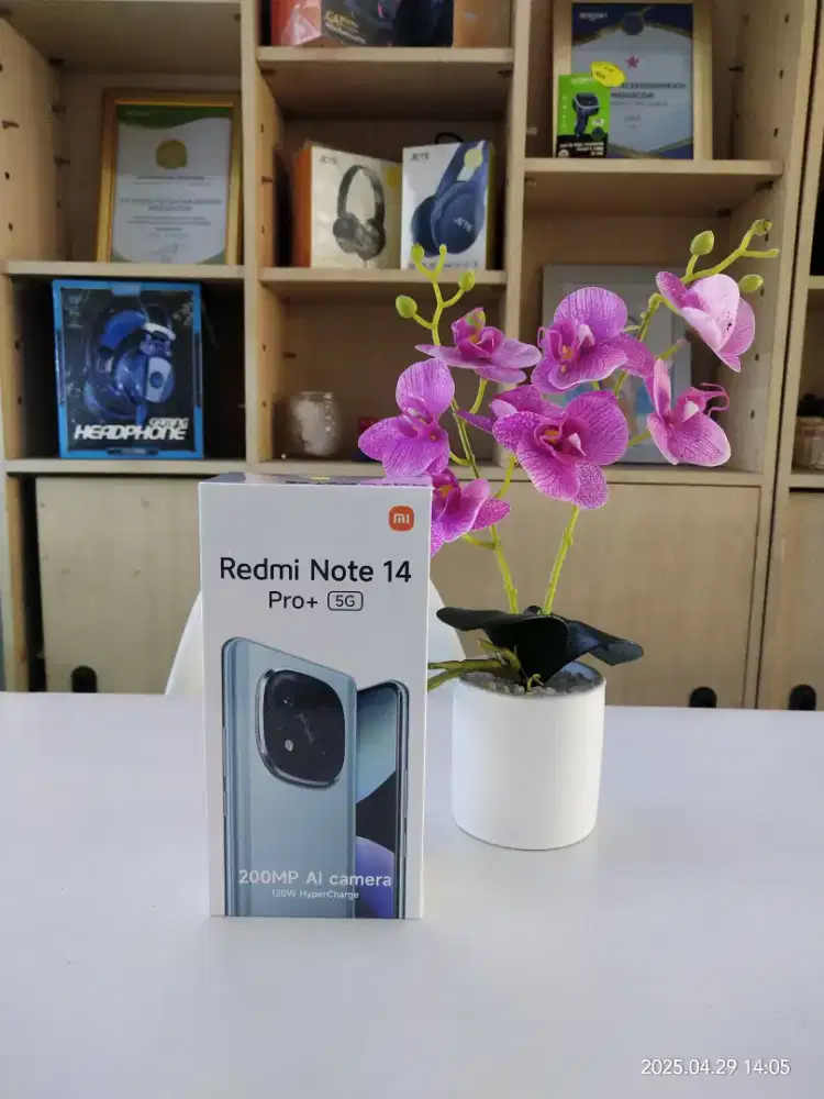 Redmi note 14pro+ 5G 8/256 garansi resmi..