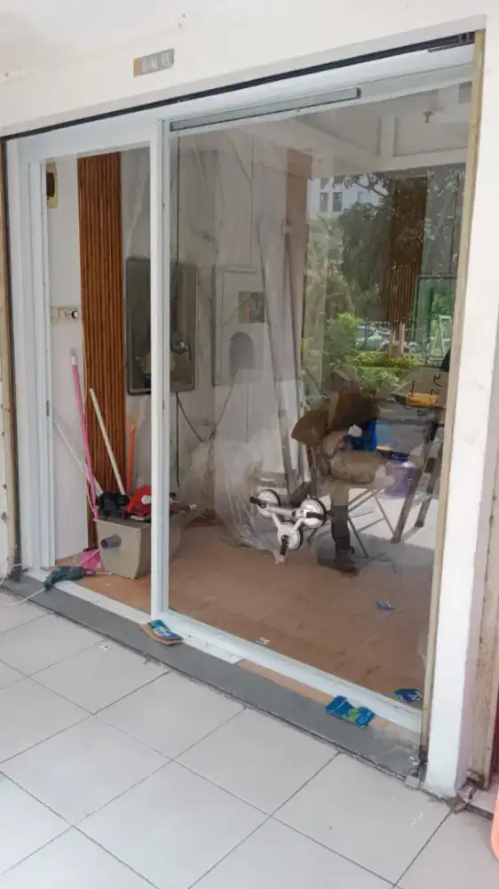 spesialis tukang kusen almunium murah di jakarta