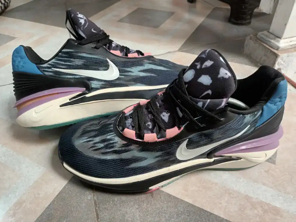 Sepatu second nike air zoom gt cut 2