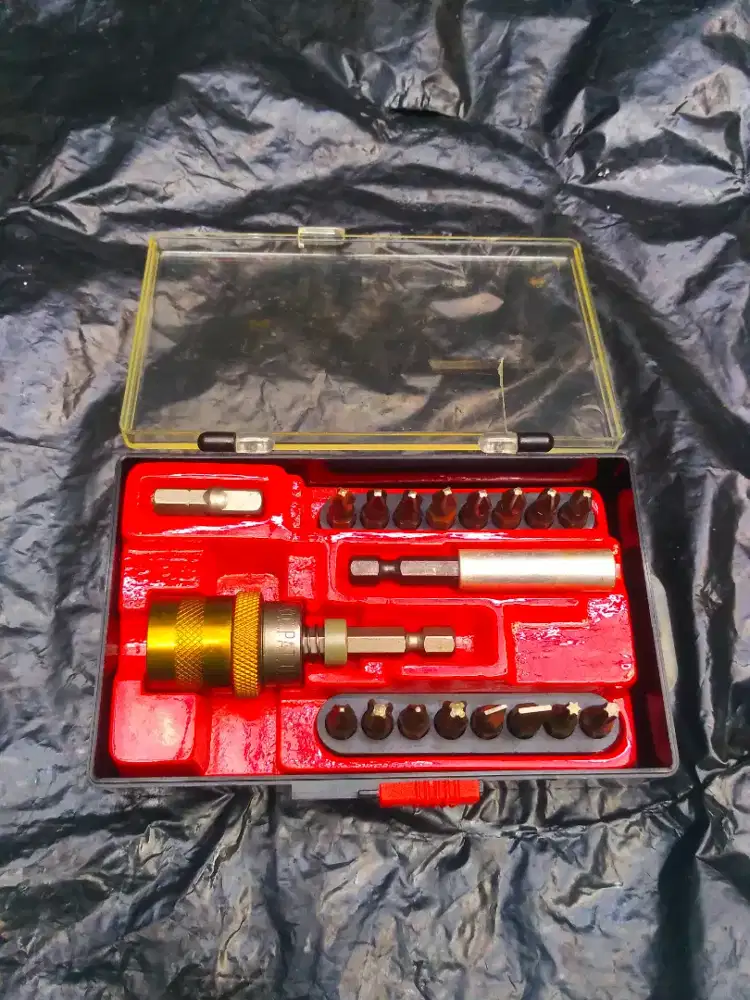 Merlin mg-d2201 bits holder