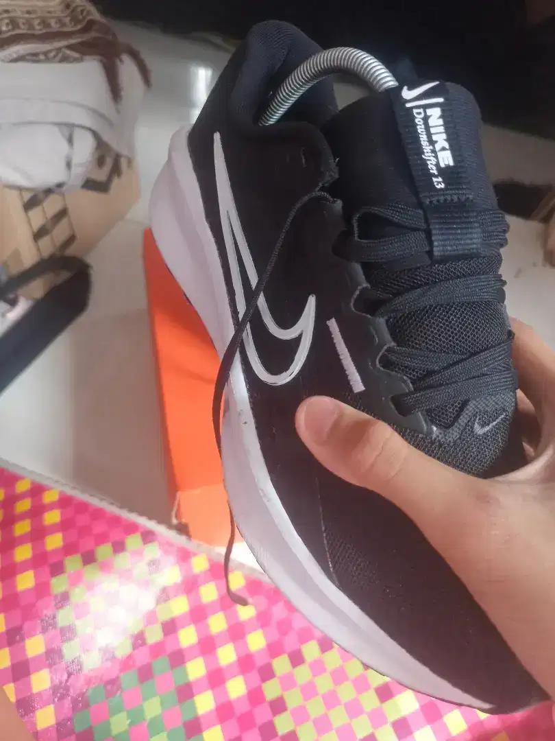 Sepatu running Nike downshifter 13