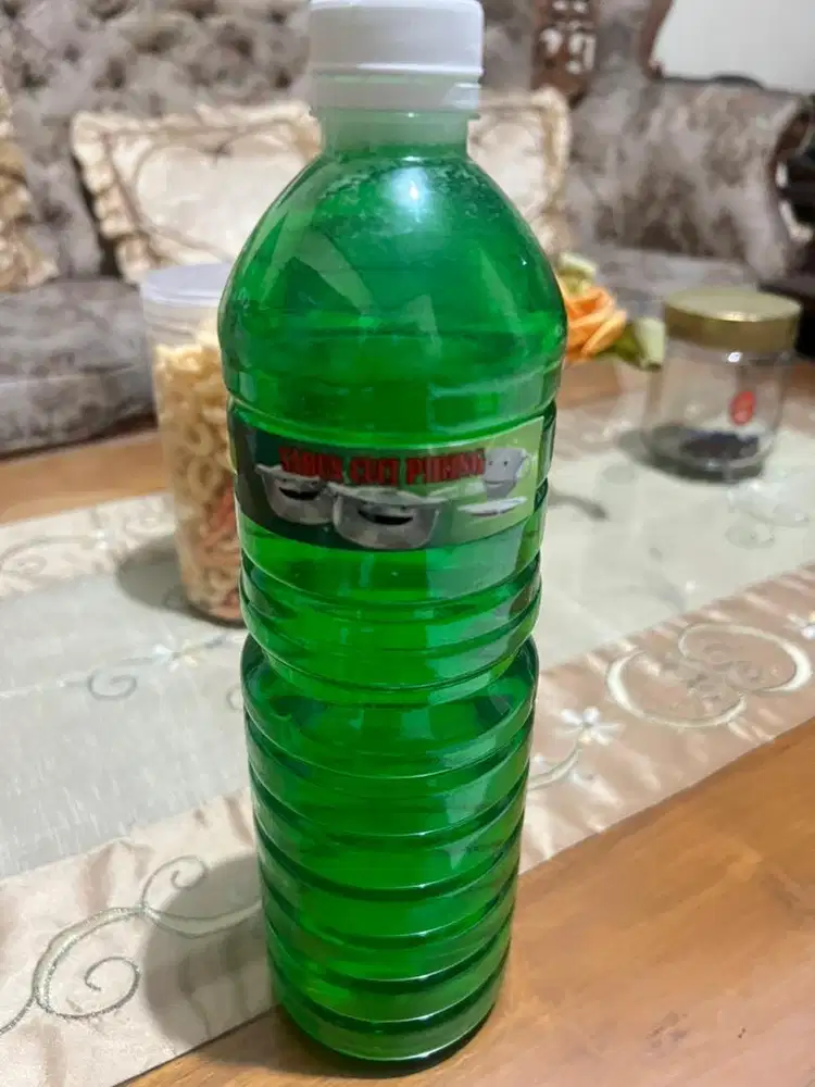 Sabun Cuci Piring 1L Pembersih Noda Piring Mangkuk Teflon Panci Gelas