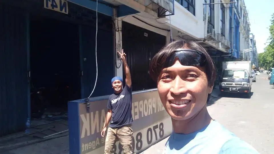 jasa bongkar pasang reklame respon cepat surabaya sidoarjo