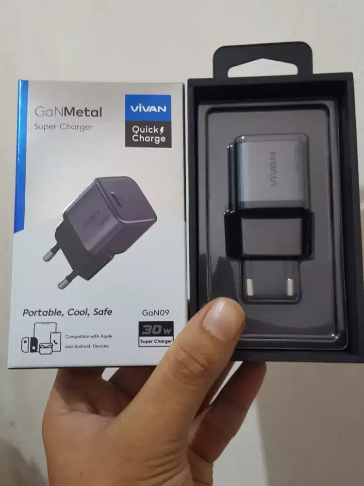 Charger Vivan Mini Fast Charging GaN09 30W Android iPhone Like New