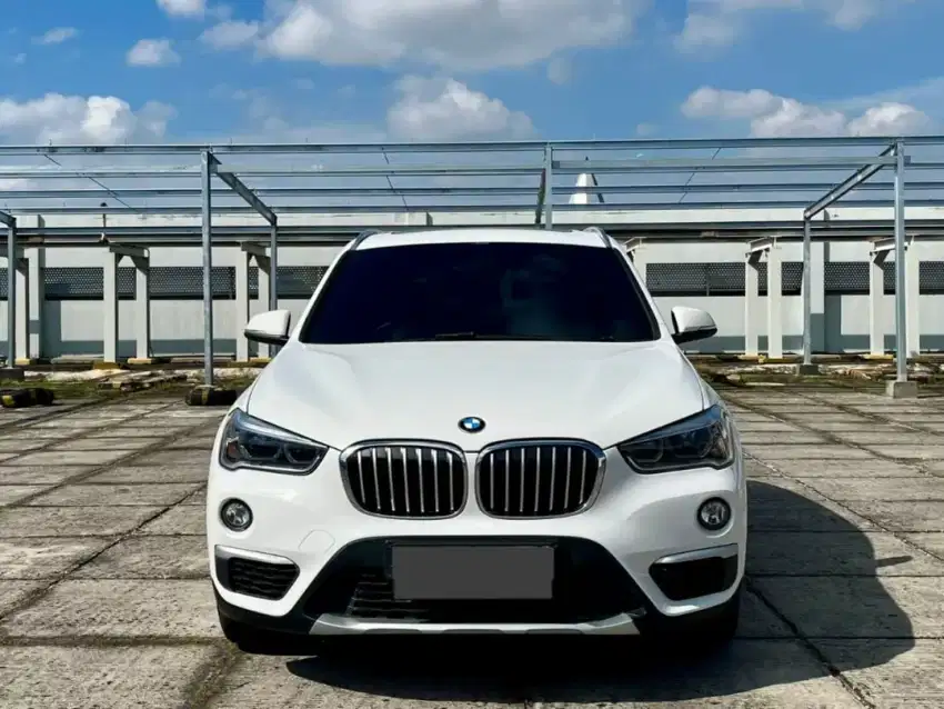 Bmw X1 2019 putih