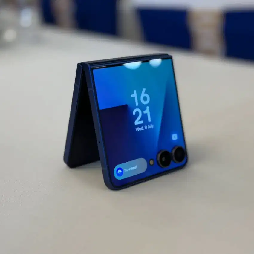 SAMSUNG GALAXY Z FLIP 7 512 PRE ORDER NOW