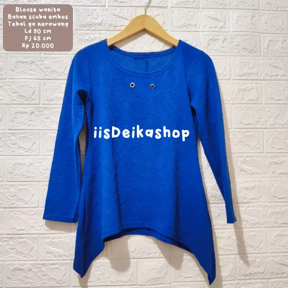 Blus Wanita Warna Navy Bahan Embos Adem Model Simple Elegan