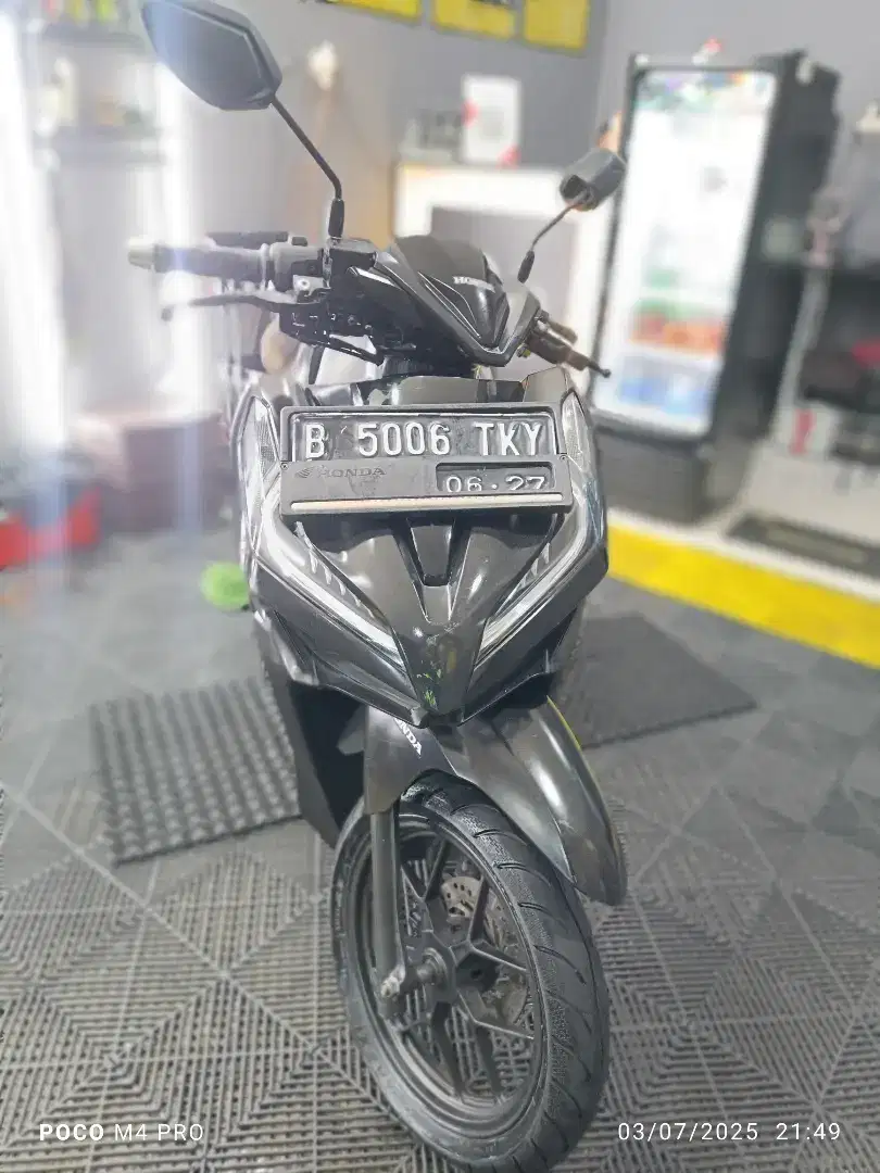 Honda Vario Cbs 125 cc Black Mate Tahun 2022
